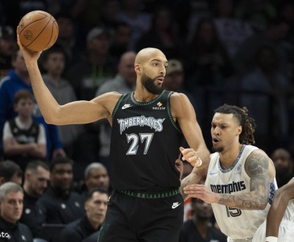 杰克逊28+12戈贝尔16+16 灰熊险胜森林狼