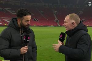 阿莫林坚信自己可率曼联英超夺冠！称对比弗爵时代不公平，理解名宿质疑