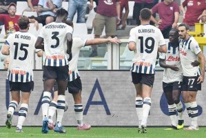 3-0，意甲第7完胜都灵，4轮不败，25岁克尔斯托维奇无敌双响炮