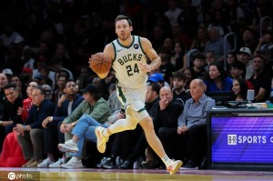 康诺顿深情告别雄鹿 效力7个赛季并跟随球队夺冠